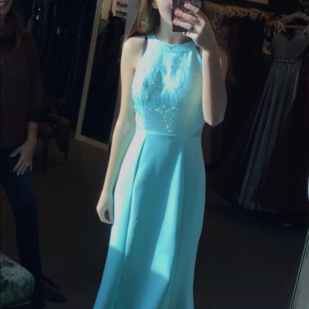Prom Dress - Picture 3 of 3